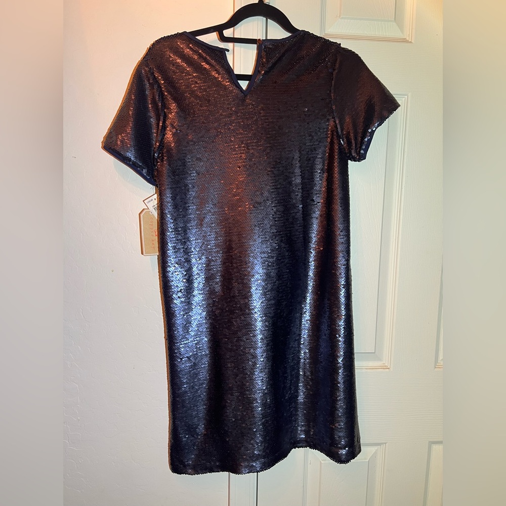 Dress - Picture 2 of 4